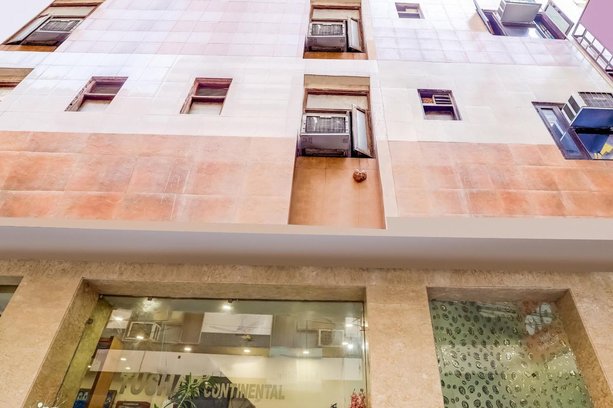 Hotel O Tushar Continental Új-Delhi Kültér fotó